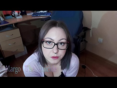 ❤️ Seksi dekle z očali globoko sesa dildo pred kamero ❤ Fucking video na sl.mrpornogratis.ru ️❤